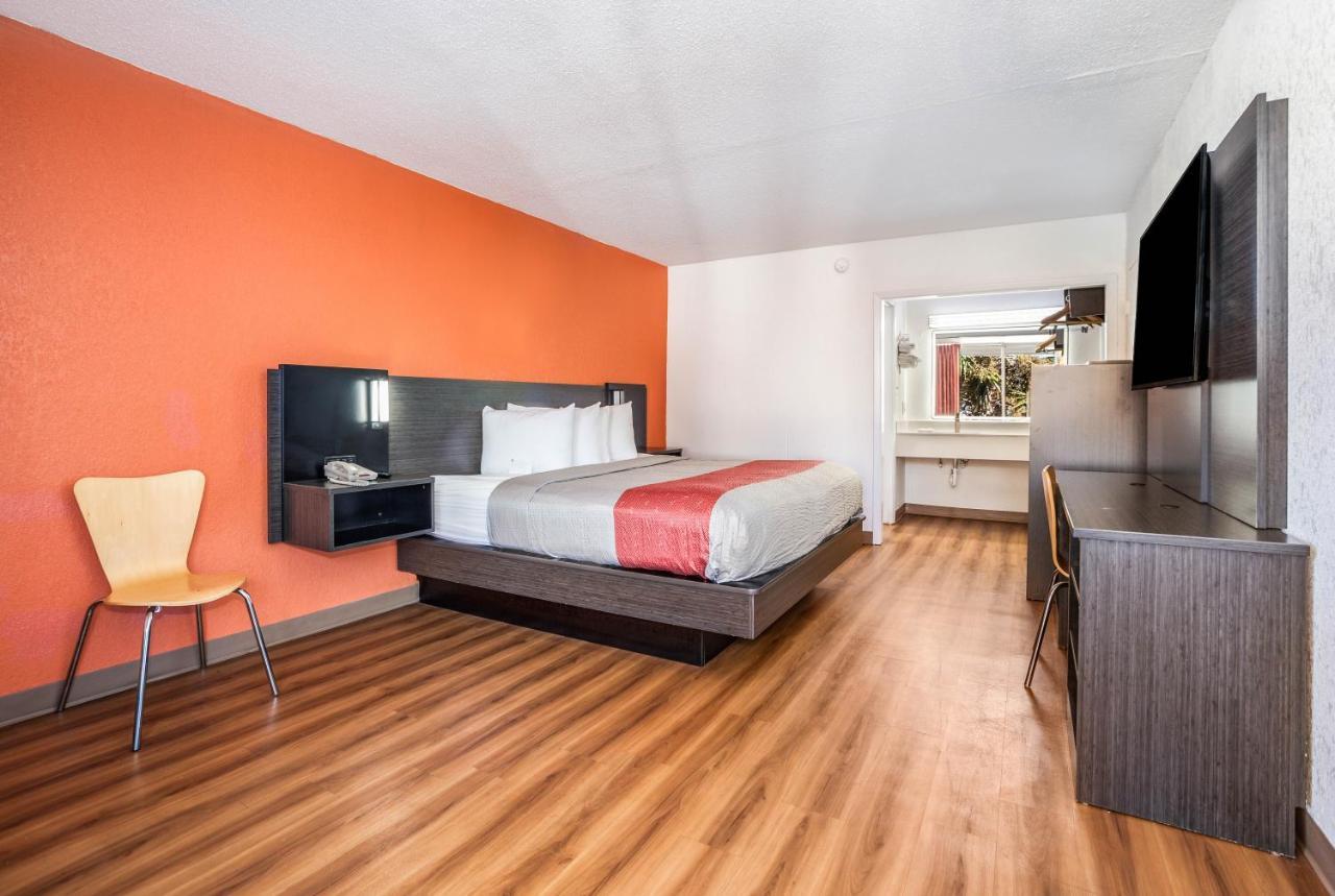 Studio 6 Florence, Sc Ngoại thất bức ảnh