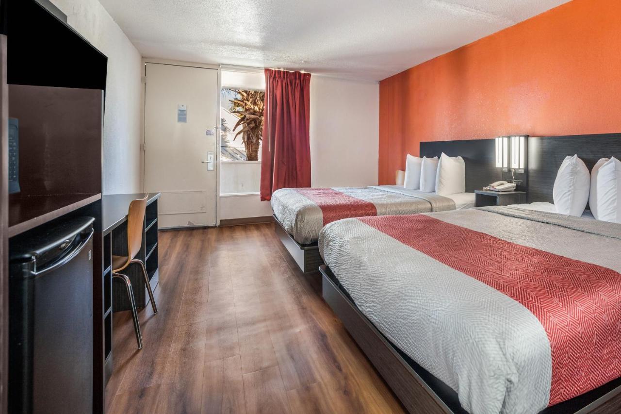 Studio 6 Florence, Sc Ngoại thất bức ảnh