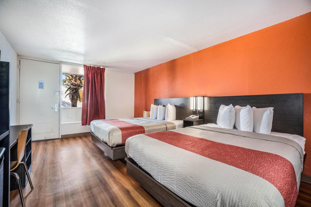 Studio 6 Florence, Sc Ngoại thất bức ảnh