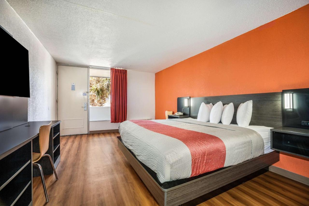 Studio 6 Florence, Sc Ngoại thất bức ảnh