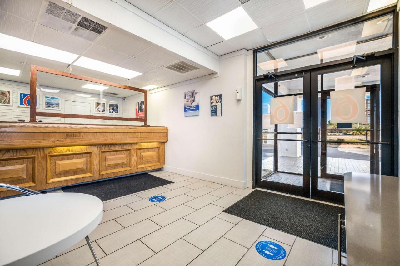 Studio 6 Florence, Sc Ngoại thất bức ảnh